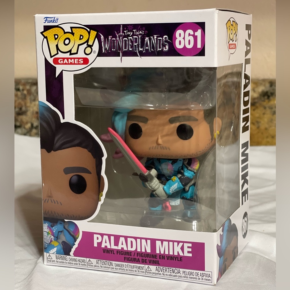Funko Pop games 861 PALADIN MIKE
VINYL FIGURE